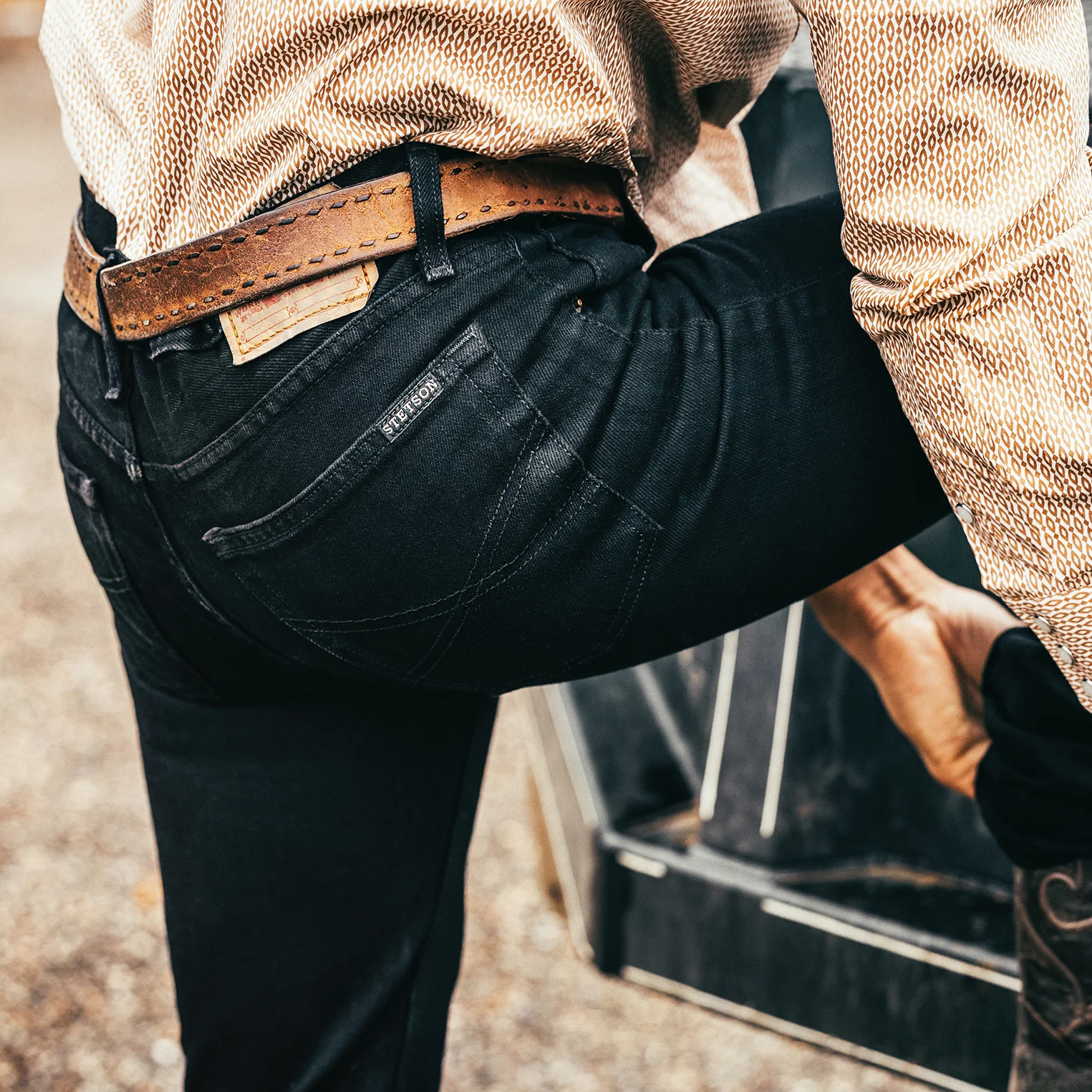 1120 Slim Fit Straight Jeans - Image 4