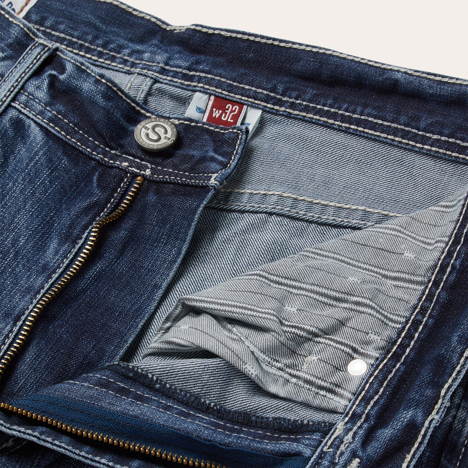 1520 Medium-Rise Bootcut Jeans - Image 4