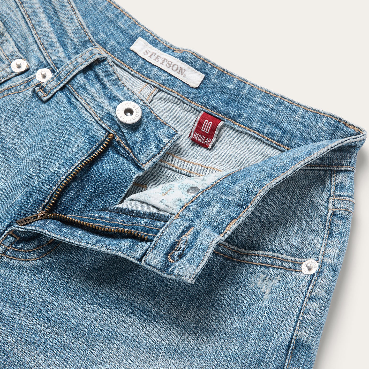 675 Mid-Rise Wide Leg Jeans - Image 4