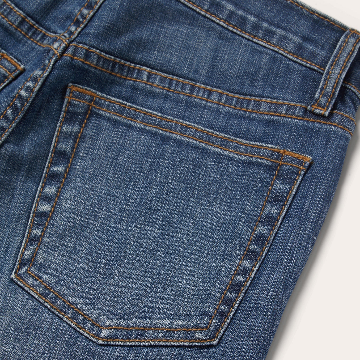 915 High-Rise Straight Fit Jeans - Image 6