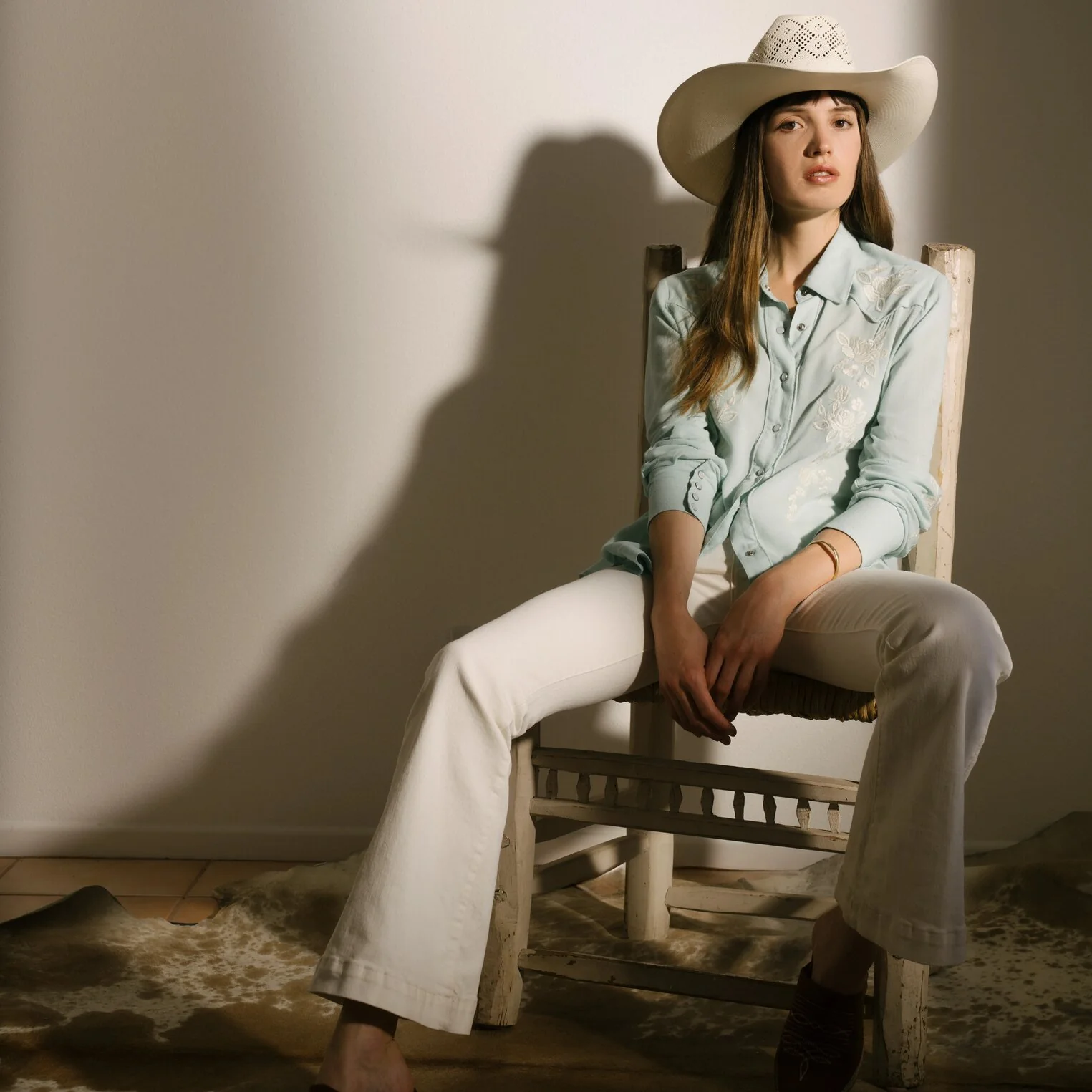 921 High-Rise Flare Jeans - Image 2