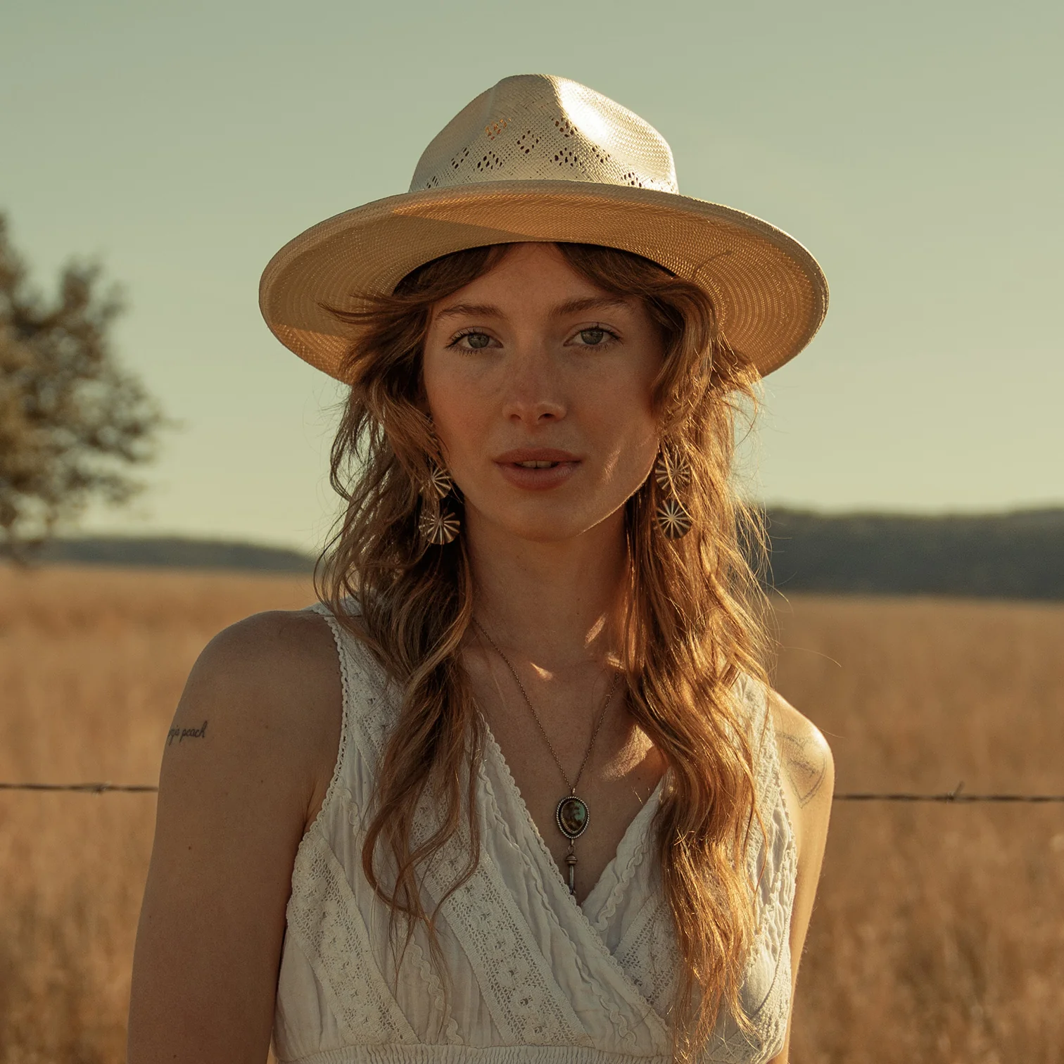 Andromeda Vented Straw Fedora - Image 2