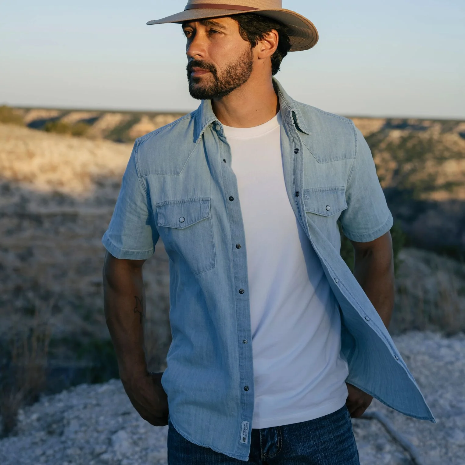 Chambray Oxford Short Sleeve Western Shirt - Image 2