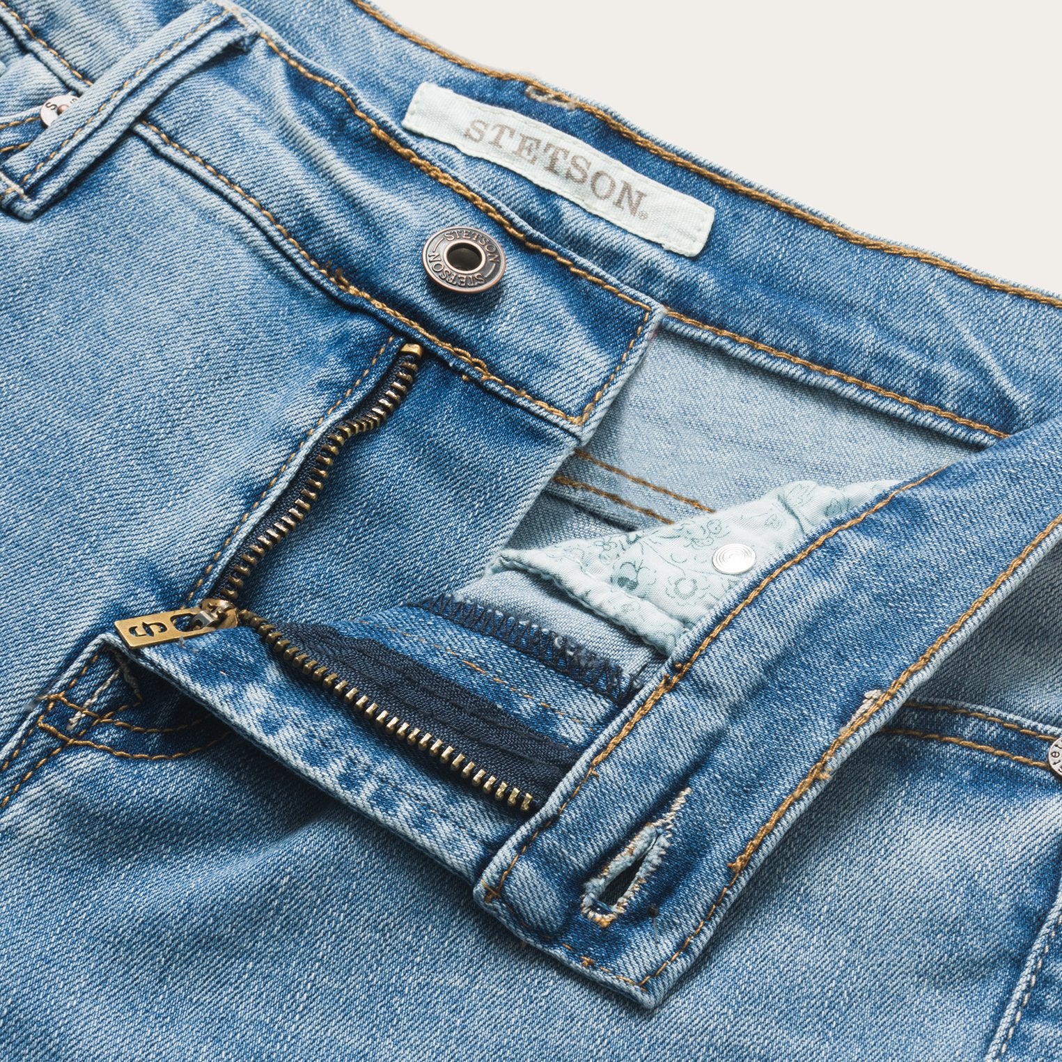 High-Rise Flare Crop Jeans - Image 4